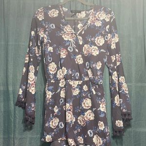Romeo and Juliet couture floral romper size small